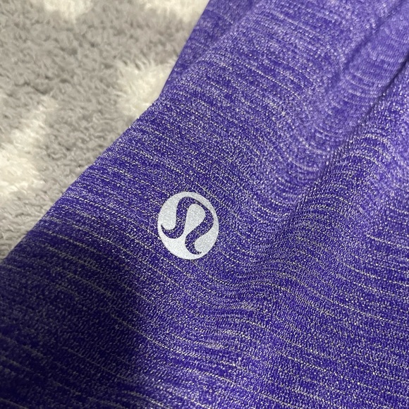 lululemon tank tops with built in bras - Picture 3 of 6